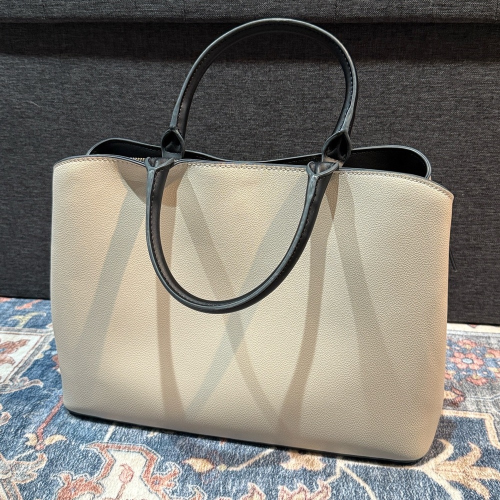 Fiorelli Floral Print Handbag - Picture 3 of 11